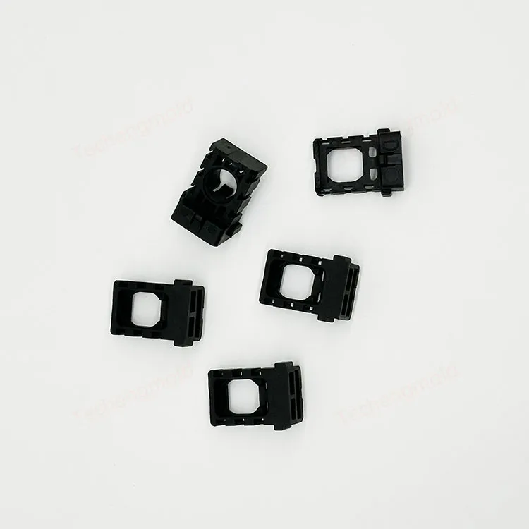 特诚科技PEI精密注塑件实拍 4